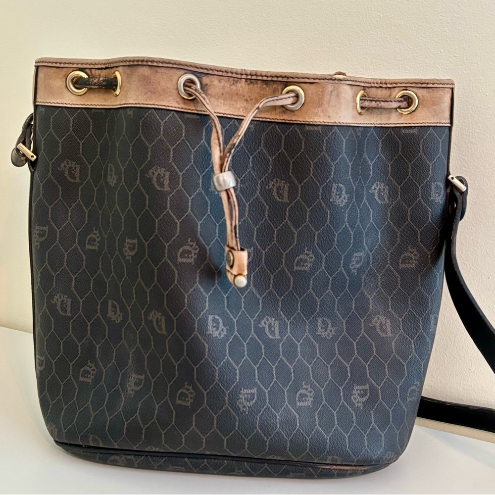 PROJECT Dior vintage bucket bag